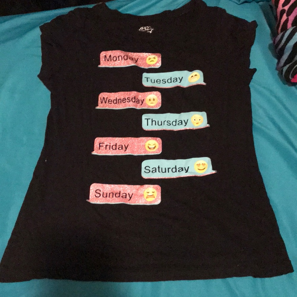 Black mood face shirt